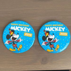 2 Mickey Mouse pins